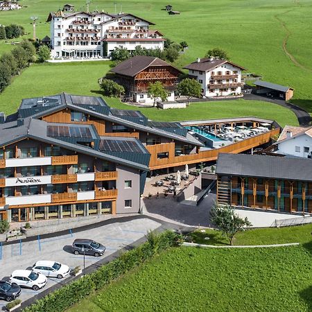 Hotel Alpenroyal Castelrotto Exterior foto