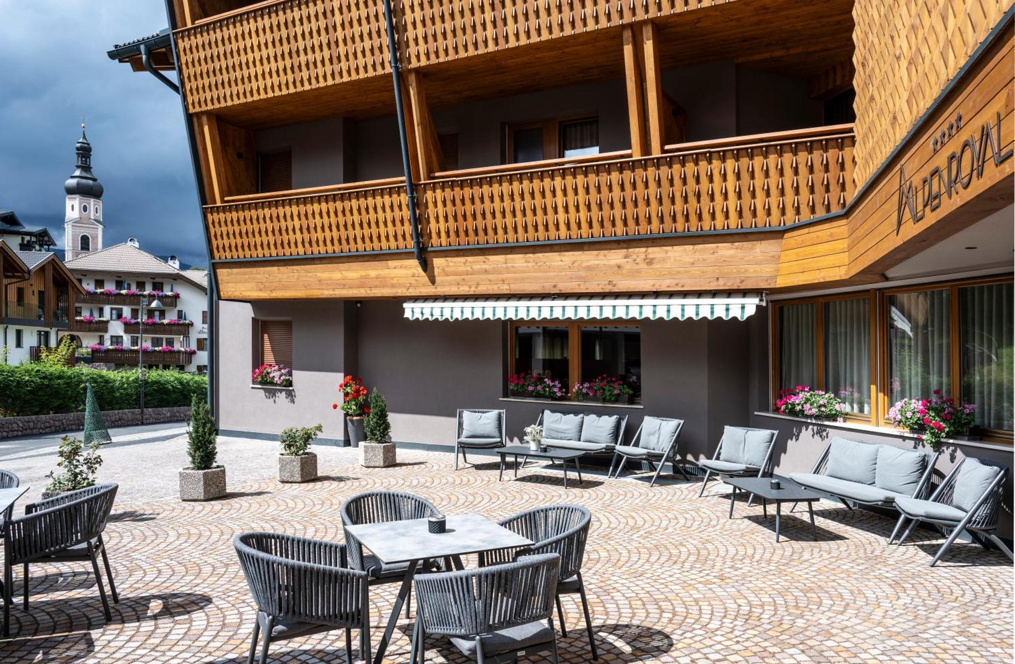 Hotel Alpenroyal Castelrotto Exterior foto